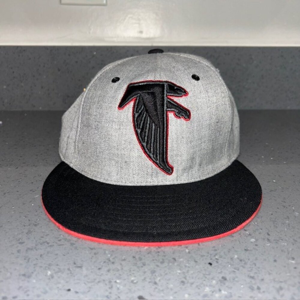 Atlanta Falcons NFL Mitchell And Ness Fitted Size 7" Baseball Hat Cap Gray Black